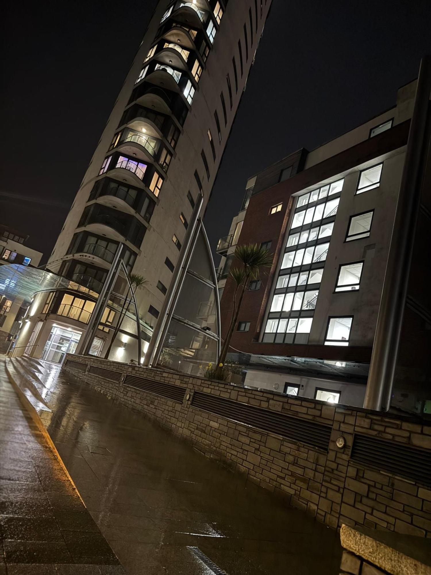 Apartment Havilah House- Stunning 2-bed By The And Marina *